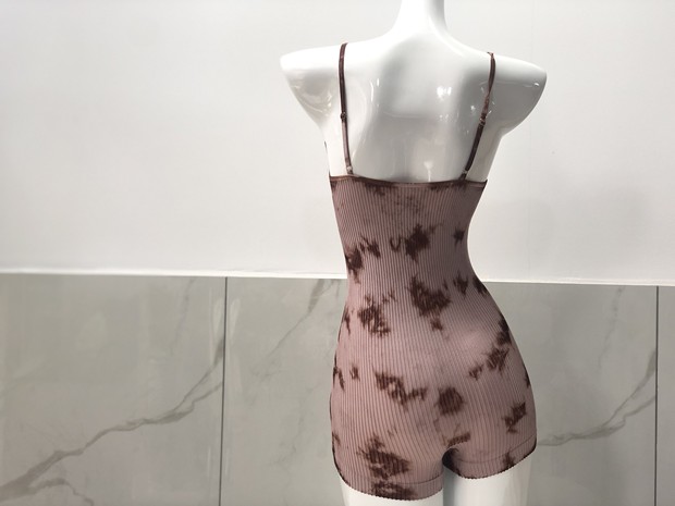 2019 new seamless female boxer jumpsuit sleeveless tie dyed slim underwear