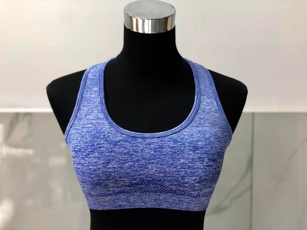 2019 new seamless sports female work short jacket AB yarn with chest pad