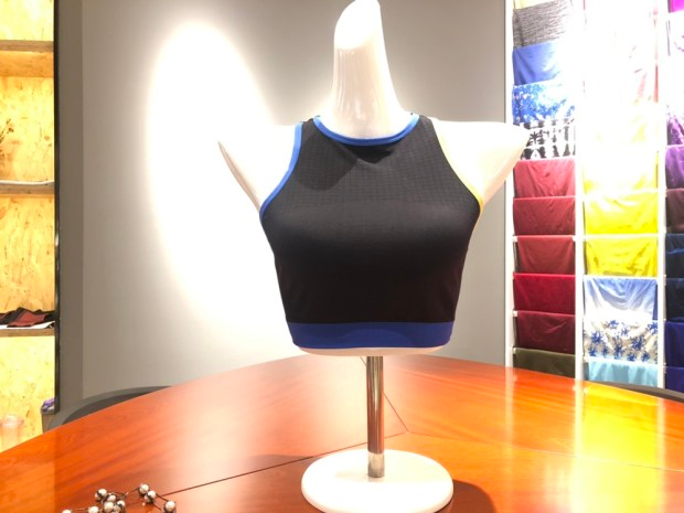 2019 new seamless sports contrast color edging color strip round neck comfortable short jacket