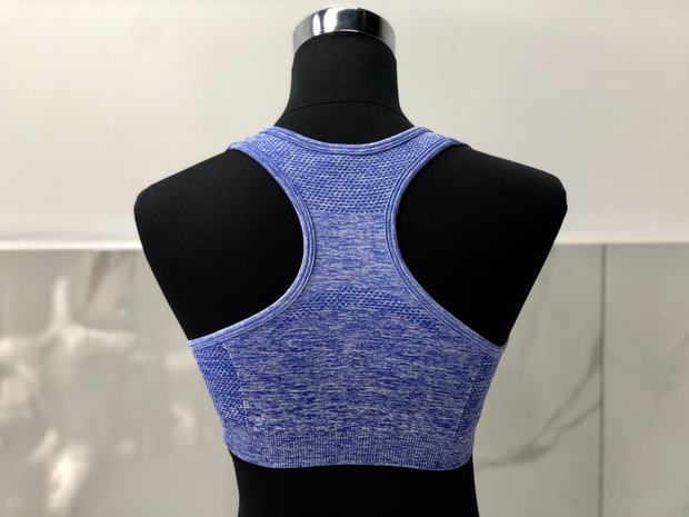 2019 new seamless sports female work short jacket AB yarn with chest pad